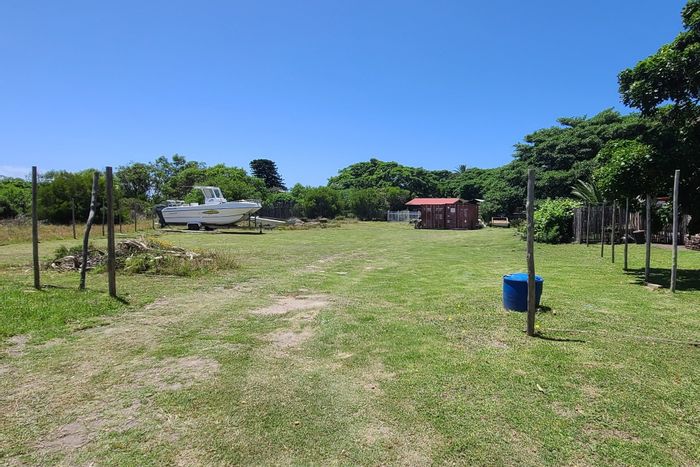 Vacant Land Residential For Sale in Paradise Beach, 1153sqm near Seekoeiriver.