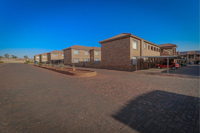 1-Bedroom Apartment To Rent in Krugersrus with Security, Parking, and Internet Access.