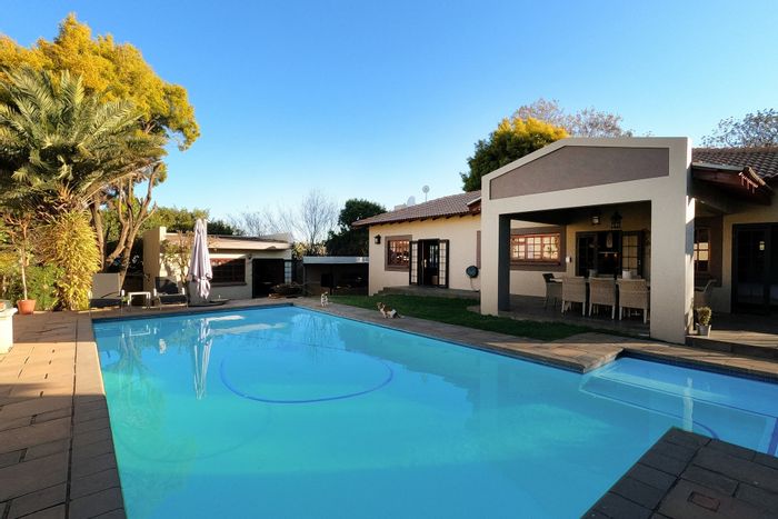 Edenvale Central House For Sale: Pool, cottage, office, and secure parking included.