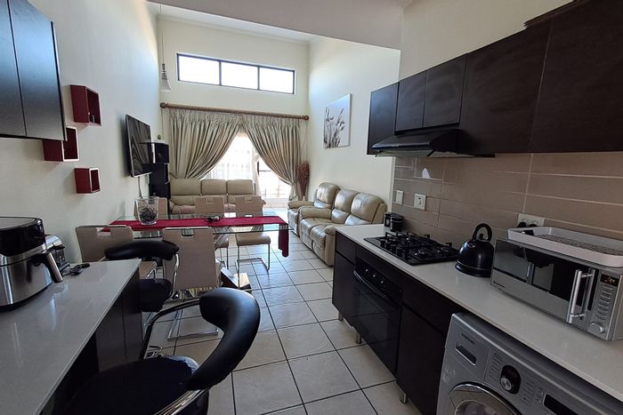 For Sale: Apartment in Greenstone Hill with 2 beds, 2 baths, and parking.