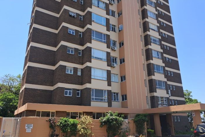 For Sale: 2 Bed Apartment in Musgrave with Pool, Security, and Parking Options.