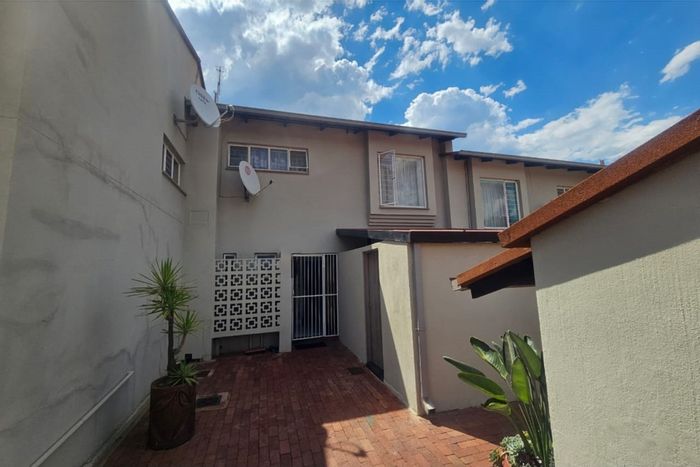 For Sale: Cluster home in Constantia Park with garden, parking, and security features.