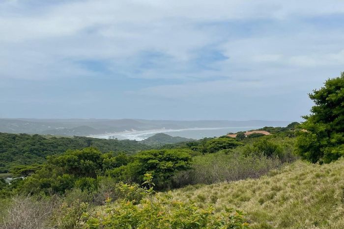 Vacant Land Residential for Sale in Khamanga Bay: Nature, golf, and beach access await.