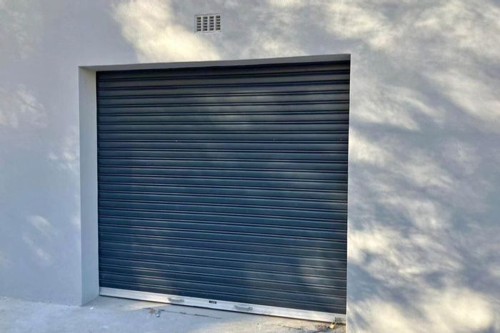 Commercial Storage Units To Rent in Lemoenkloof - 8 units, 3x6m ground floor.