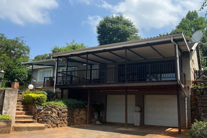 For Sale: Spacious 4-bedroom house in Athlone with pool, flatlet, and double garage.