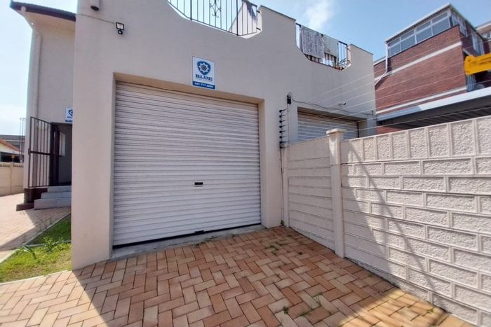 3-Bedroom Townhouse For Sale in Essenwood with balcony, garage, and secure parking.