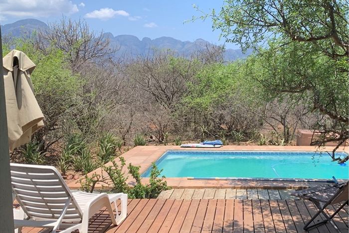 Blyde Wildlife Estate House For Sale: Pool, wildlife views, spacious living areas.