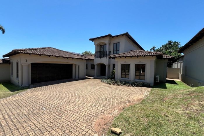 For Sale: House in Umhlali Golf Estate with 4 en-suite bedrooms, golf views.