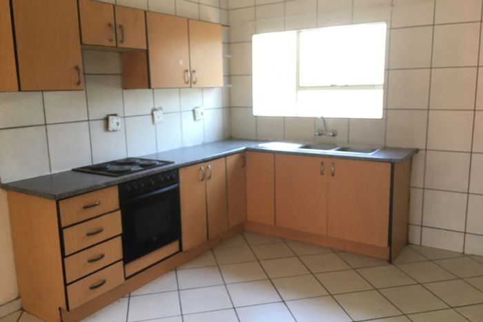 Two-bedroom apartment for sale in Oos Einde with rental income potential.