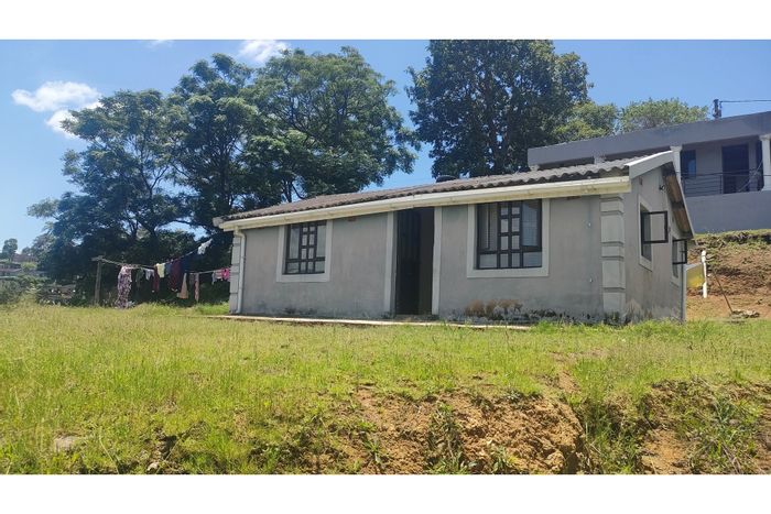 Umlazi Q House For Sale: 2 Bedrooms, 4 Parking Spaces, Tenant-Occupied Investment.