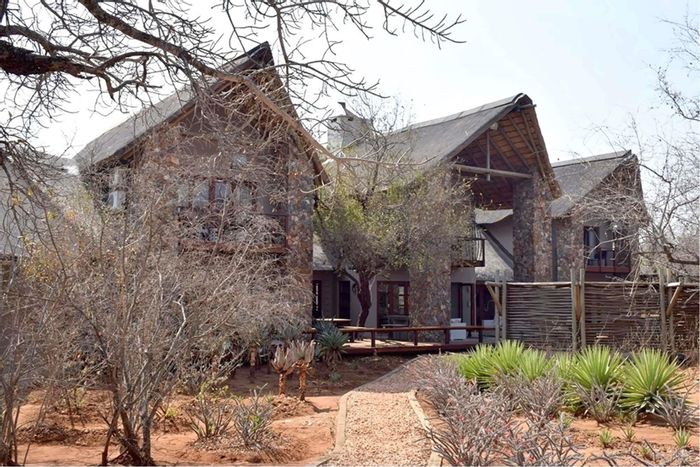 Lodge for Sale in Hoedspruit Wildlife Estate: 6 bedrooms, pool, game drives.