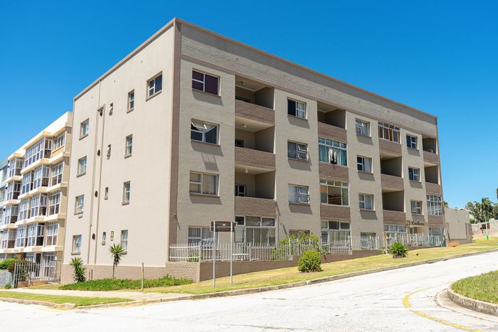 For Sale: 2-Bedroom Apartment in Humewood with Rental Income, Secure Parking, and Beach Access.