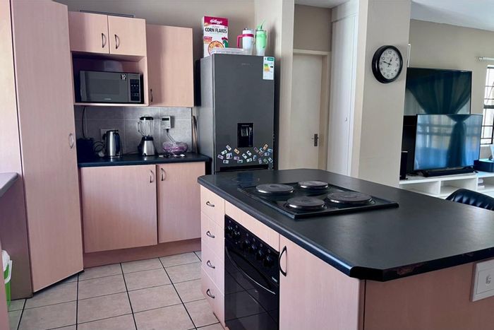 Erand Gardens Apartment To Rent: 2-bed, 2-bath, private garden, pool access.