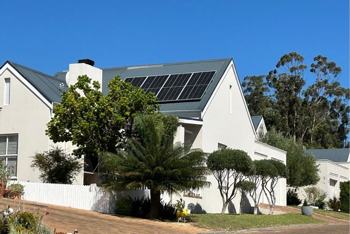 For Sale: House at Diemersfontein Wine and Country Estate with amenities and solar power.