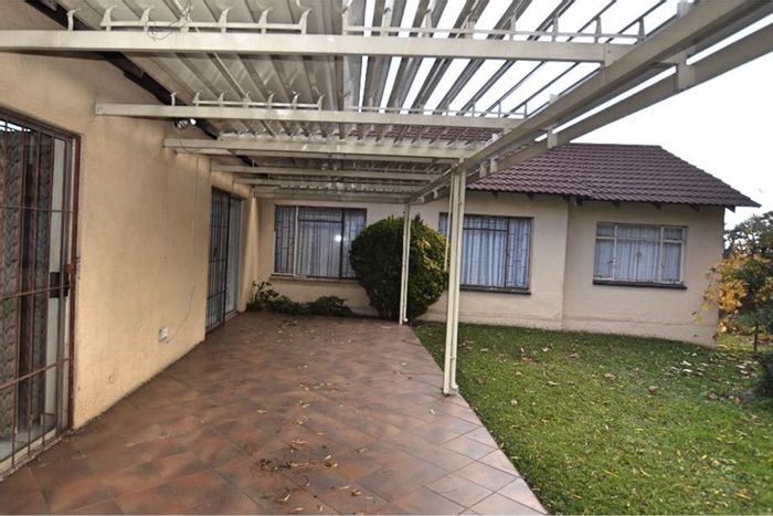 4-Bedroom House To Rent in Sasolburg Ext 11 with Double Garage and Entertainment Area.