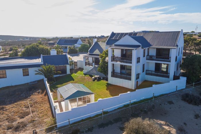 Long Acres Country Estate Small Holding For Sale: 3 dwellings, stables, panoramic views.