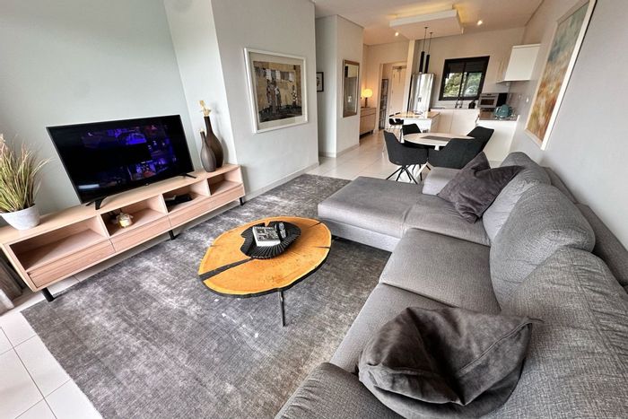 Hyde Park Apartment For Sale: 2 Bedrooms, pool, gym, concierge, secure parking.