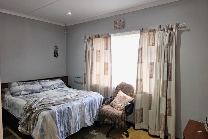 3-Bedroom House For Sale in Riverlea with Garden, Paved Yard, and Parking.