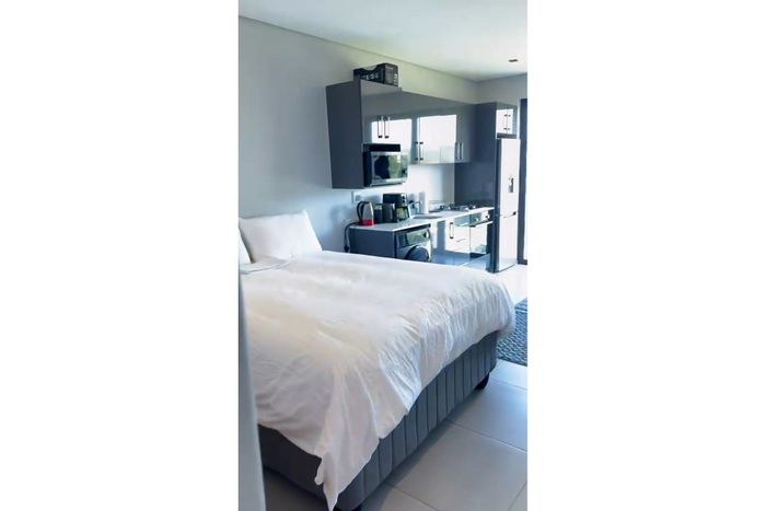 Ocean view apartment for rent in Zimbali, featuring kitchenette and private balcony.
