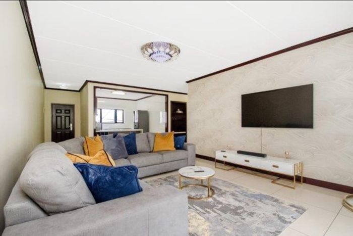 For Sale: 3-Bedroom Apartment in Fourways with Security, Parks, and Easy Access.