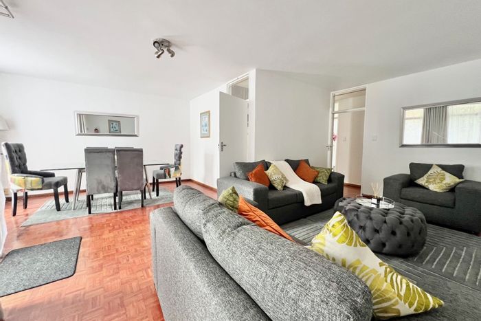To Rent: Spacious 3-Bedroom Townhouse in Sandown with Garden and Pool Access.