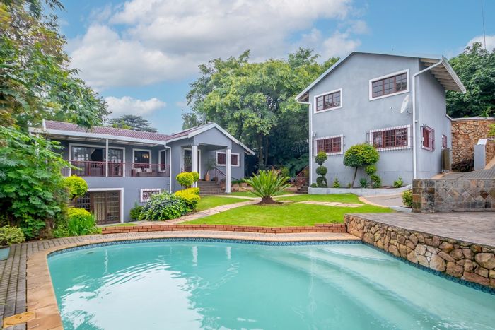 Quellerina House For Sale: Dual living, pool, flatlet, and secure parking options.