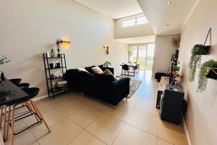 For Sale: 2-Bedroom Apartment in Sandhurst with Pool and Secure Parking.