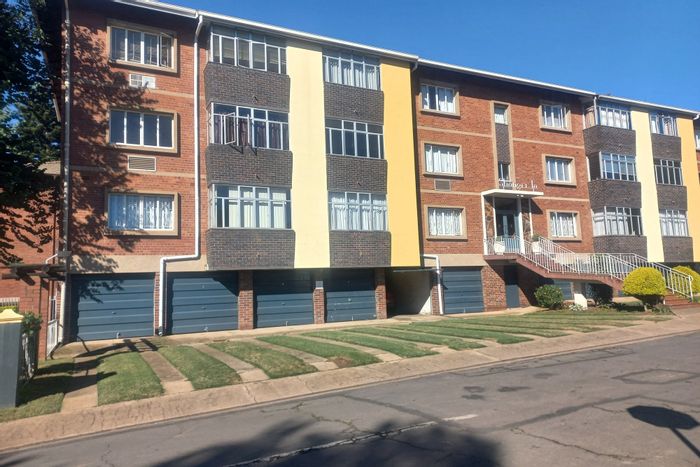 For Sale: Apartment in Scottsville with 2 bedrooms, parking, and prime amenities.