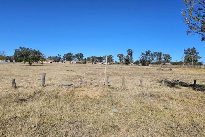 Vacant Land Residential For Sale in Florapark: Build your dream home today!