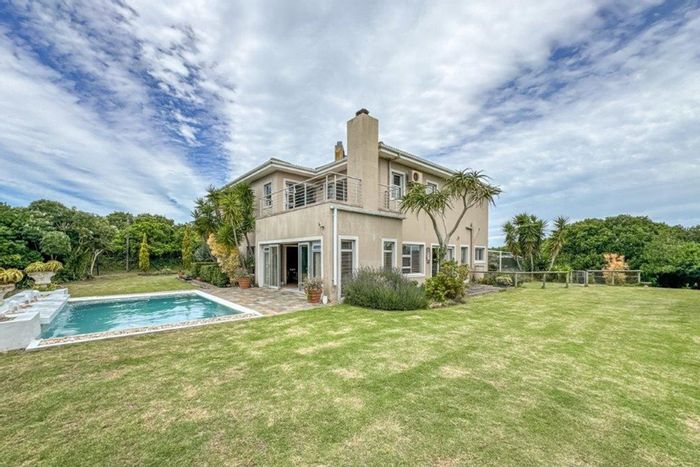 For Sale: House in Lovemore Park with pool, garden, and energy-efficient features.