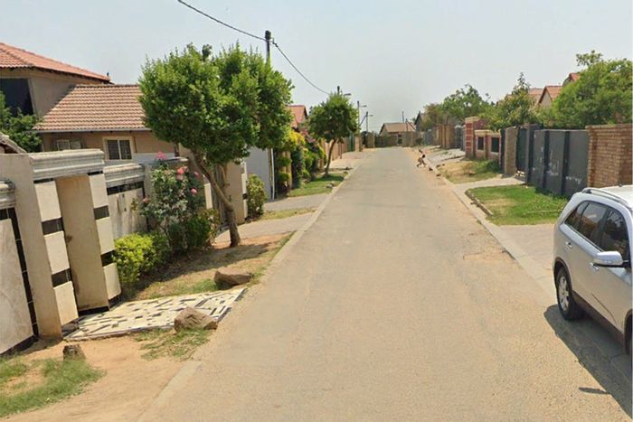 2-Bed House To Rent in Cosmo City with prepaid utilities and private yard.