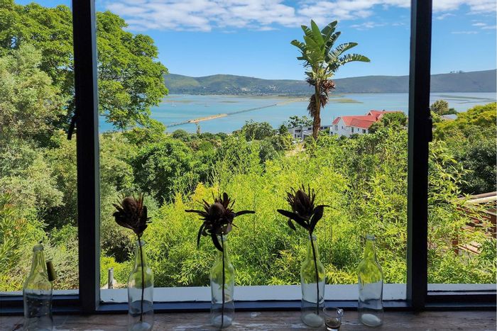 Charming 1-Bedroom Apartment in Paradise with Private Garden and Parking - To Rent