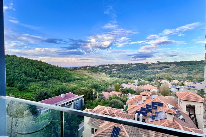 For Sale: Townhouse in Waterkloof Ridge with panoramic views and private entertainment spaces.