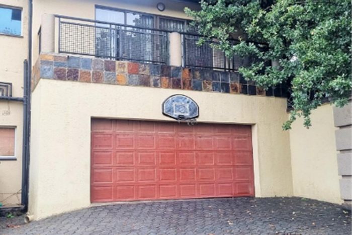 For Sale: Spacious 4-Bedroom House in Mondeor with Flatlet and Entertainment Areas.