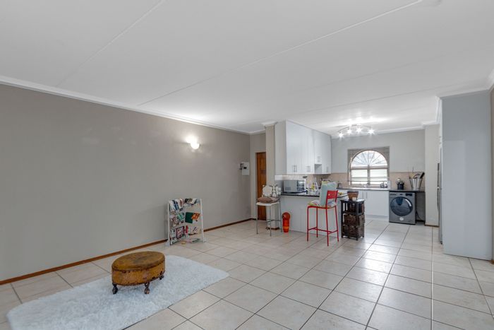 For Sale: 3-Bedroom Townhouse in North Riding with communal pools and security.