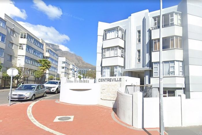 For Sale: 2-Bedroom Apartment in Zonnebloem with Parking, Pool, and Security.