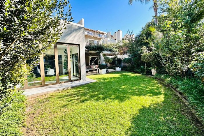 Bryanston Apartment For Sale: 2 Beds, Private Garden, Pool, Clubhouse, 24/7 Security.