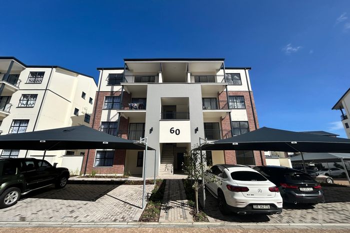 Richwood Apartment To Rent: 1 bed, secure parking, prepaid utilities, future lifestyle centre.