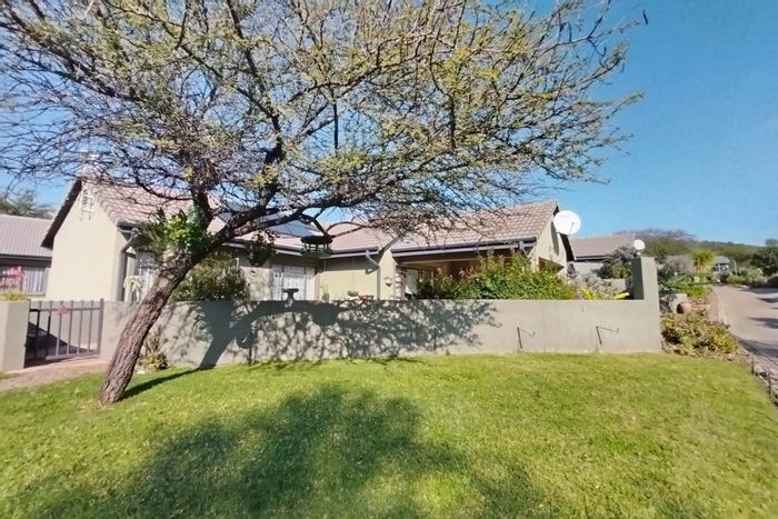 House for Sale in Mookgopong Central: 2 beds, inverter, garden, secure estate amenities.