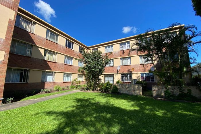 For Sale: Tenanted 1-Bedroom Apartment in Pinetown Central with Dedicated Parking.