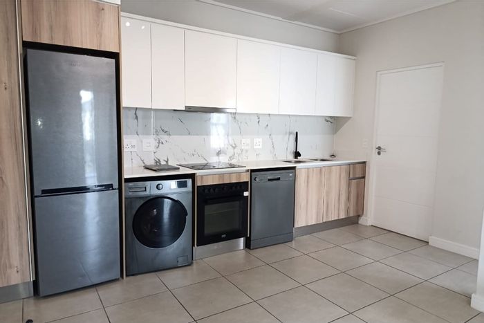1-Bedroom Apartment For Sale in Sandown with Pool, Gym, and Pet-Friendly Amenities.