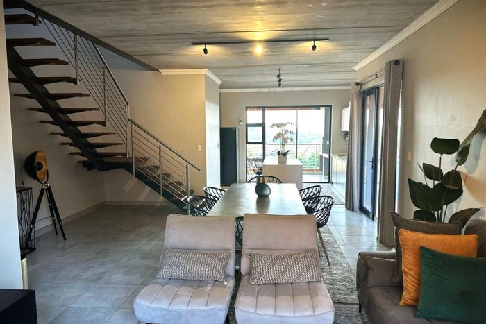 Townhouse To Rent in Olympus AH: 3 beds, garden, garage, solar panels.