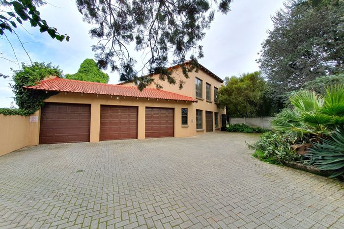 For Sale: Vanderbijlpark SW House with guesthouse, flats, pool, and income potential.