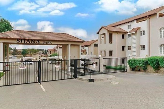 2-Bedroom Apartment To Rent in Erand Gardens with Pool and Secure Parking