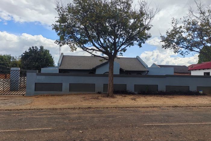 Lenasia South House For Sale: 3 Bedrooms, 2 Bathrooms, Rental Potential, Secure Area.