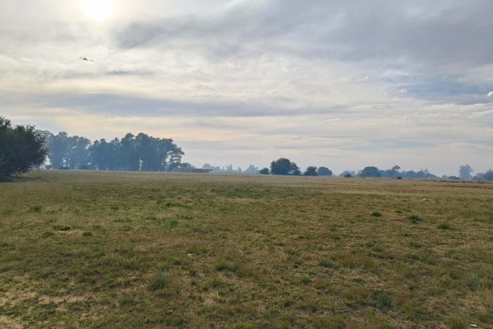 Vaalpark For Sale: 1986 m² vacant land near amenities and schools.