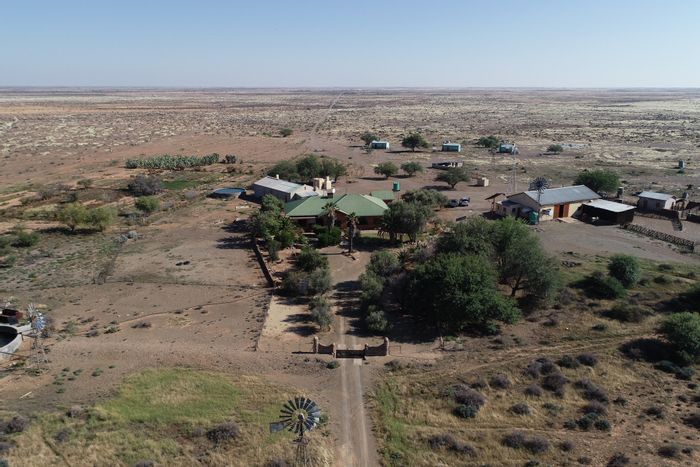 For Sale: Expansive Farm in Brandvlei Central with Camps, Water Points, and Infrastructure.