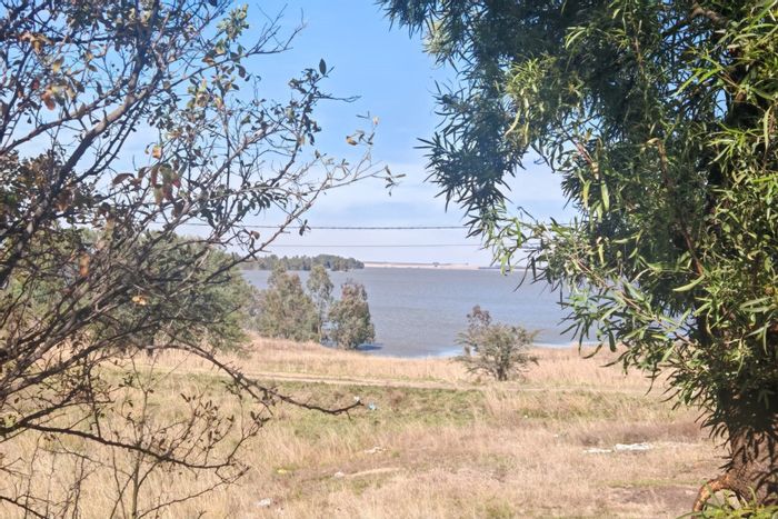 Vacant Land Residential For Sale in Oranjeville Central - 1200 m², great investment potential.