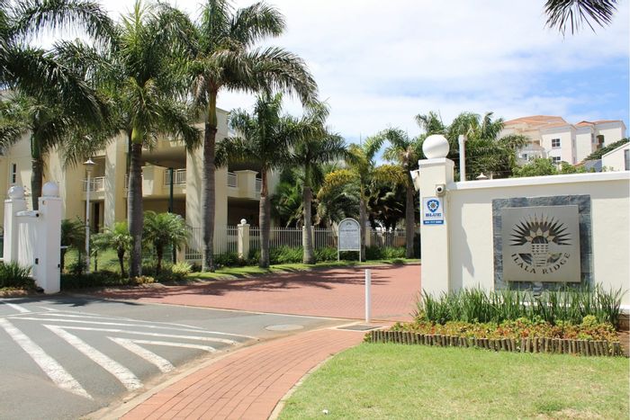 La Lucia Ridge Townhouse For Sale: 2 beds, private garden, secure complex amenities.