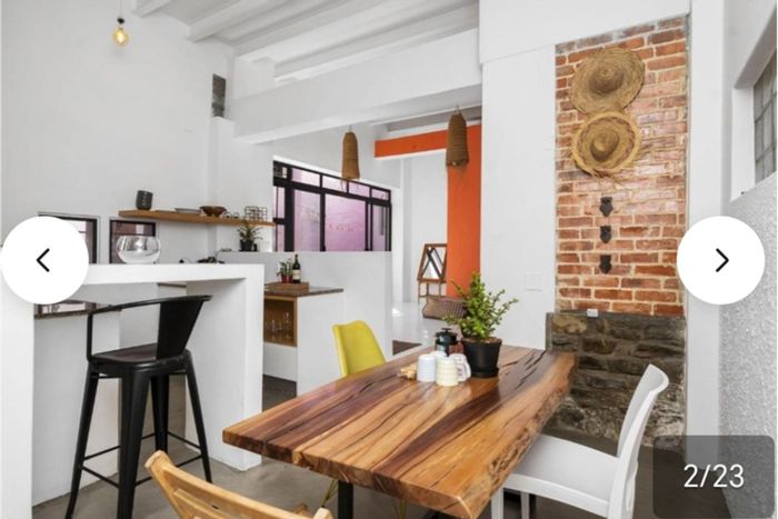 To Rent: Apartment in Bo Kaap with 2 en-suite bedrooms and private yard.